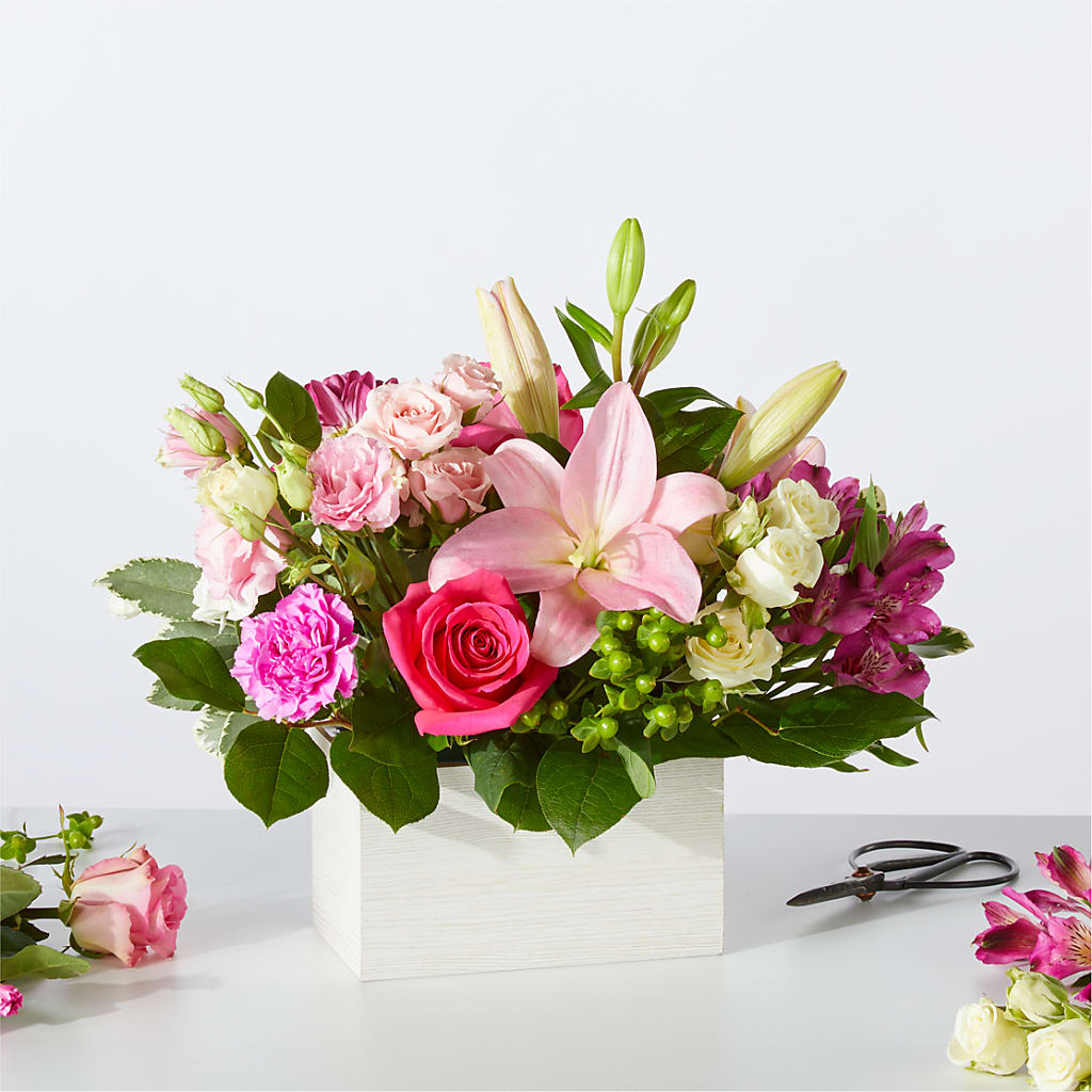 Sweetberry Box – A Florist Original – Althoff Floral, Cannon Falls MN