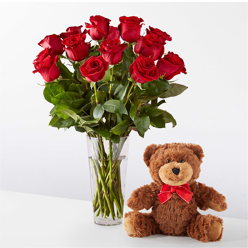 Romantic Long Stem Red Rose Bouquet Bundles – Althoff Floral, Cannon Falls MN