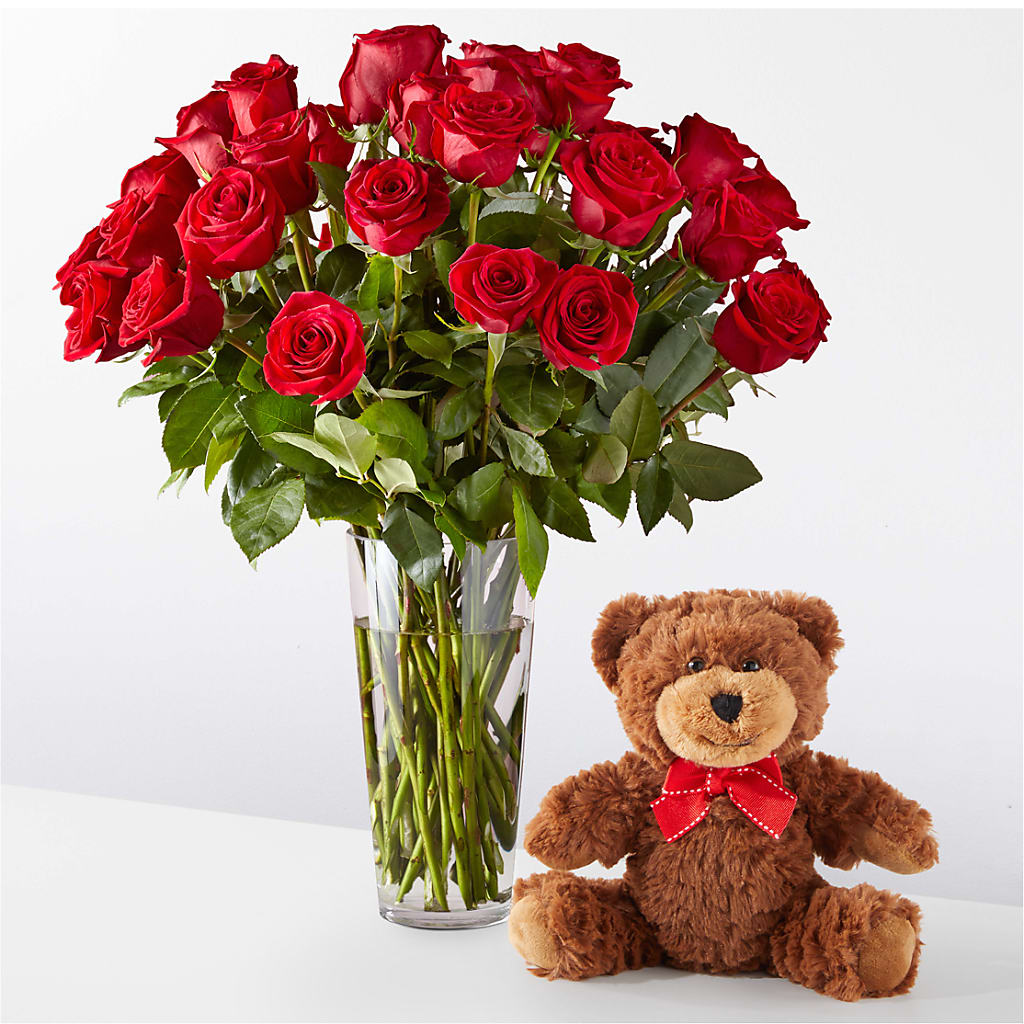 Romantic Long Stem Red Rose Bouquet Bundles – Althoff Floral, Cannon Falls MN