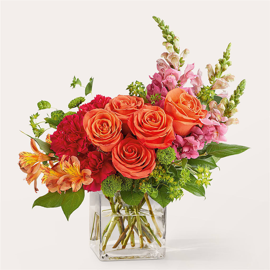 Cosmopolitan Bouquet – Althoff Floral, Cannon Falls MN