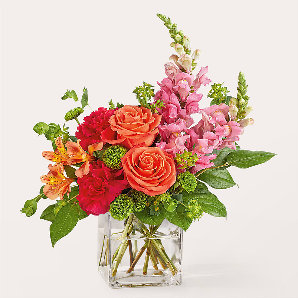 Cosmopolitan Bouquet – Althoff Floral, Cannon Falls MN