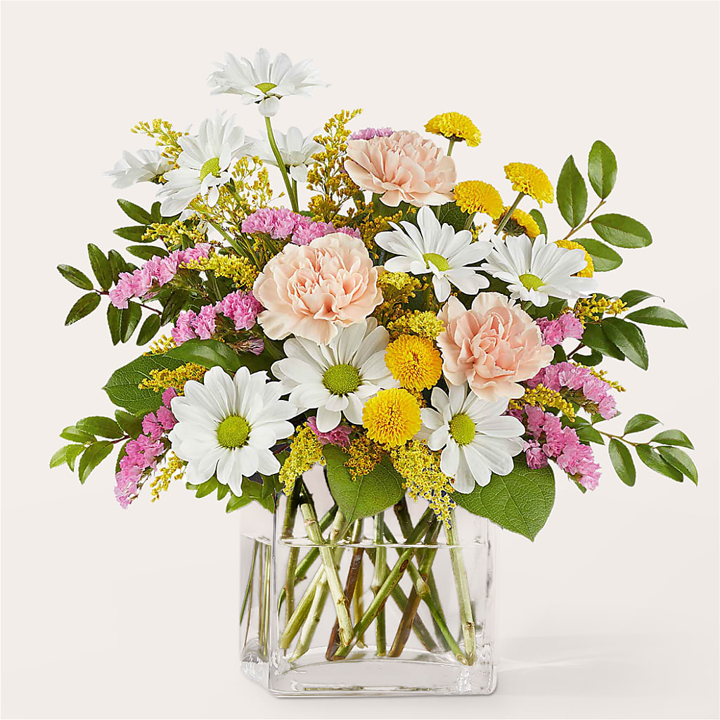 Country Cottage Bouquet – Althoff Floral, Cannon Falls MN