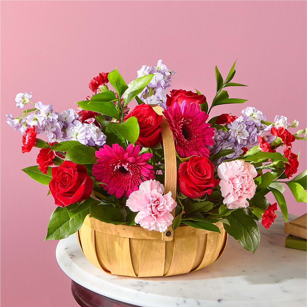Pink Picnic Basket – Althoff Floral, Cannon Falls MN