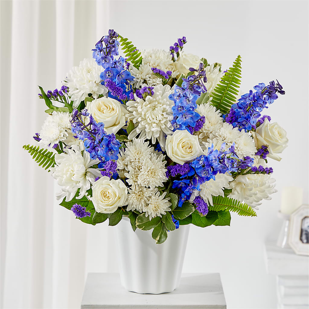 Hold Dear Tabletop Basket – Althoff Floral, Cannon Falls MN