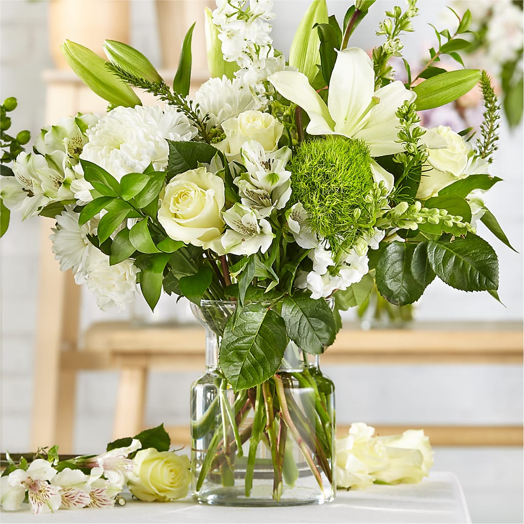 Classic Ivory – A Florist Original – Althoff Floral, Cannon Falls MN