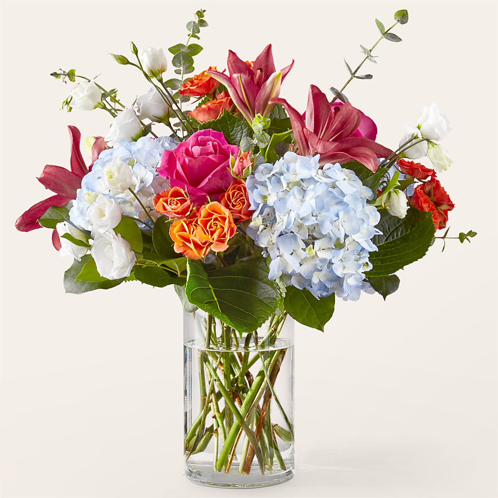 Awestruck Luxury Bouquet – Althoff Floral, Cannon Falls MN
