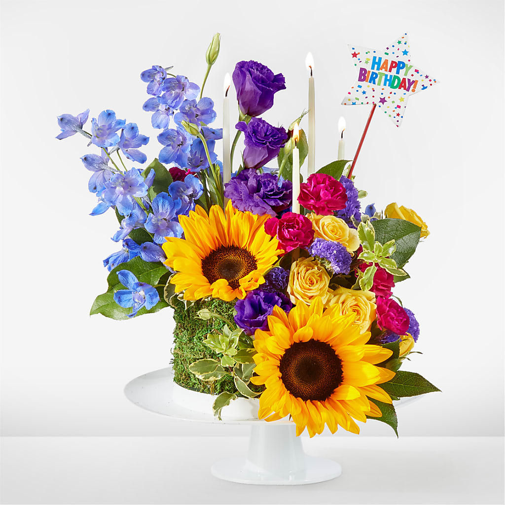 Star of the Day Floral Cake – Althoff Floral, Cannon Falls MN