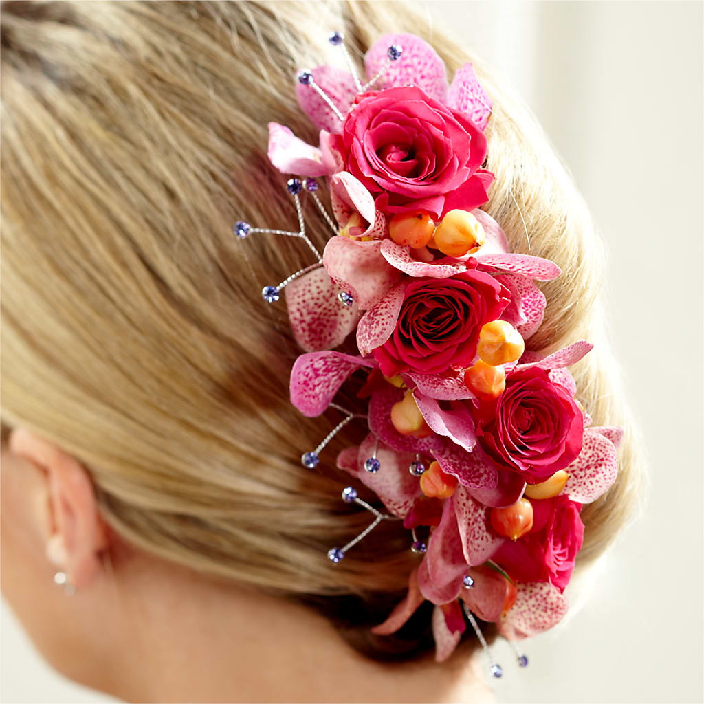 Celestial Hair Decor – Althoff Floral, Cannon Falls MN