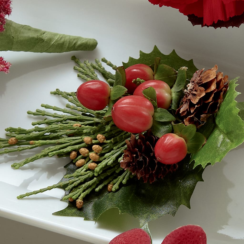 Red Berry Boutonniere – Althoff Floral, Cannon Falls MN