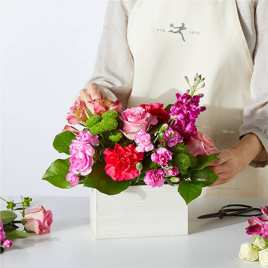 Sweetberry Box – A Florist Original –  Althoff Floral, Cannon Falls MN
