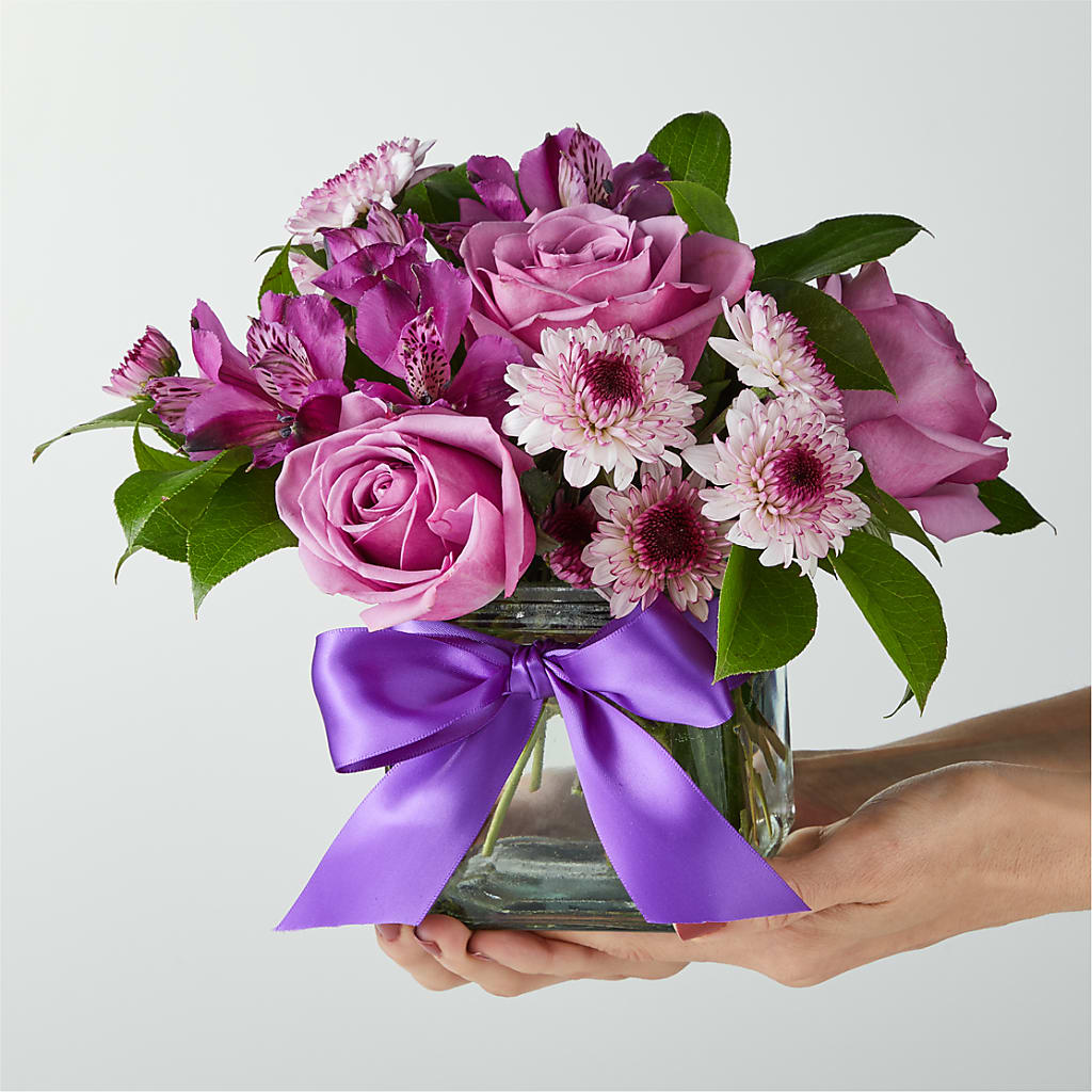 Sugarplum Bouquet –  Althoff Floral, Cannon Falls MN