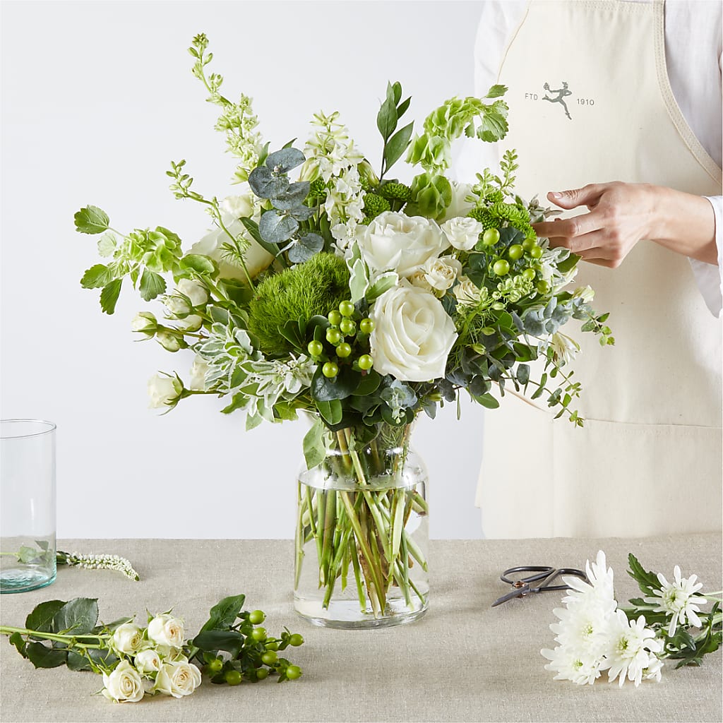 Irish Garden - A Florist Original –  Althoff Floral, Cannon Falls MN