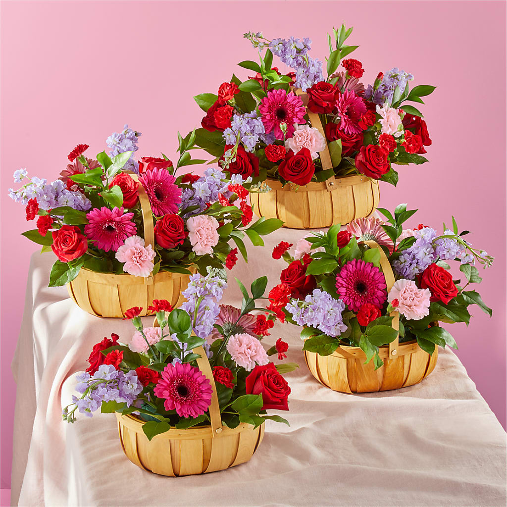 Pink Picnic Basket –  Althoff Floral, Cannon Falls MN