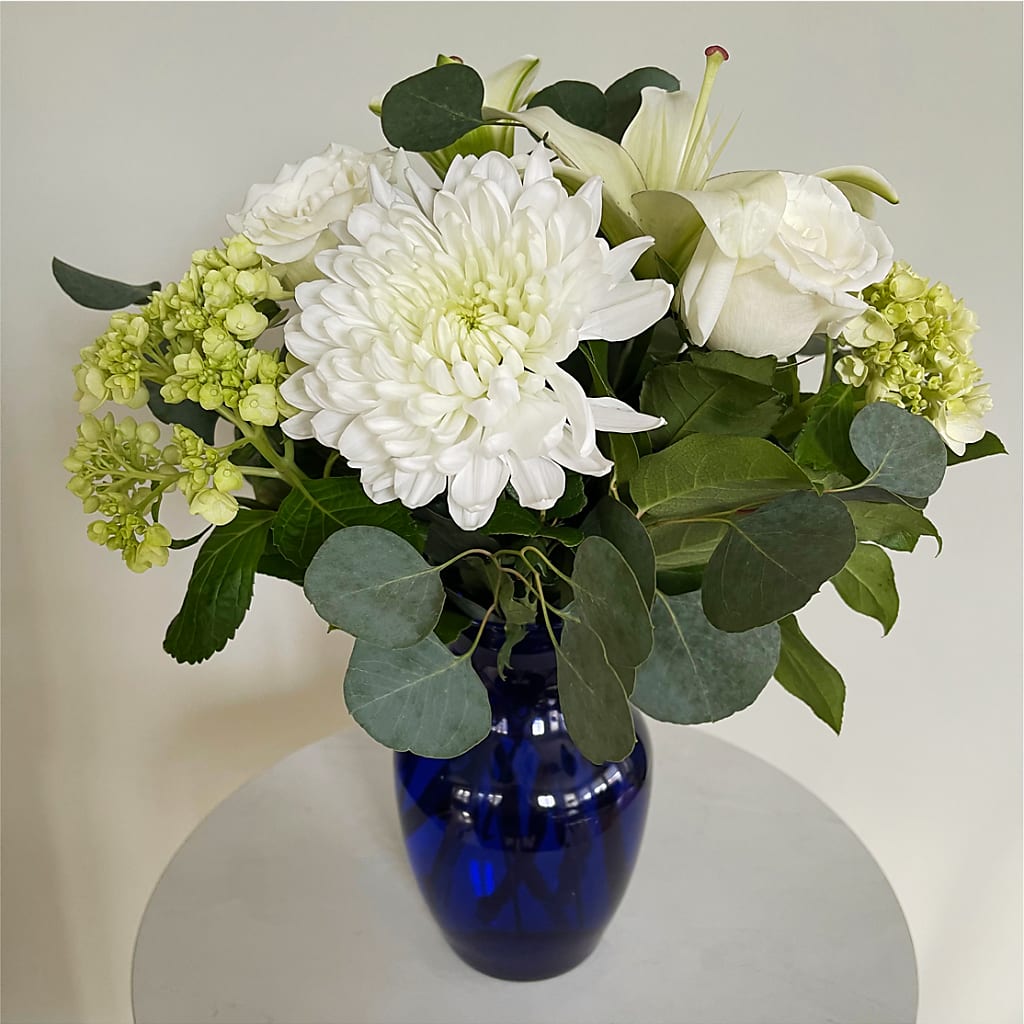 Snowy Dreams Bouquet –  Althoff Floral, Cannon Falls MN