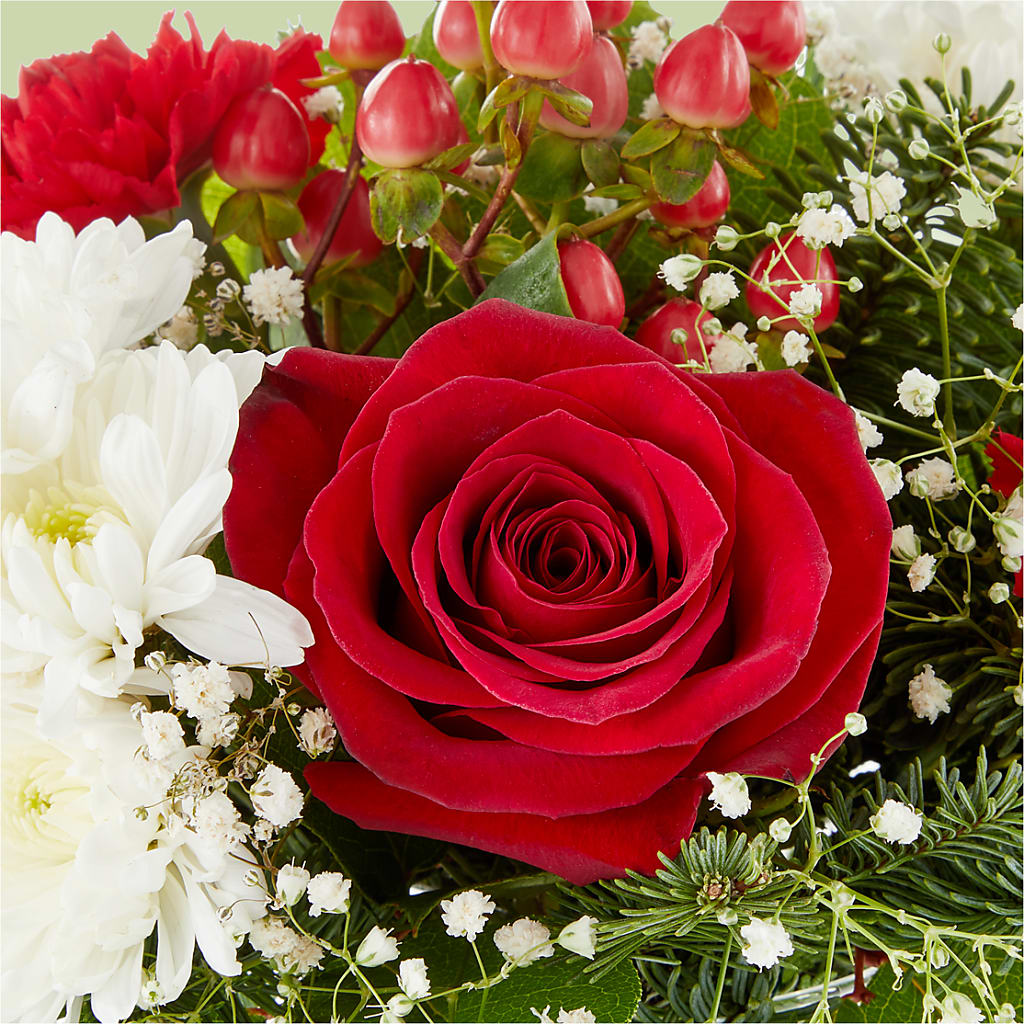 Chance of Flurries Bouquet –  Althoff Floral, Cannon Falls MN