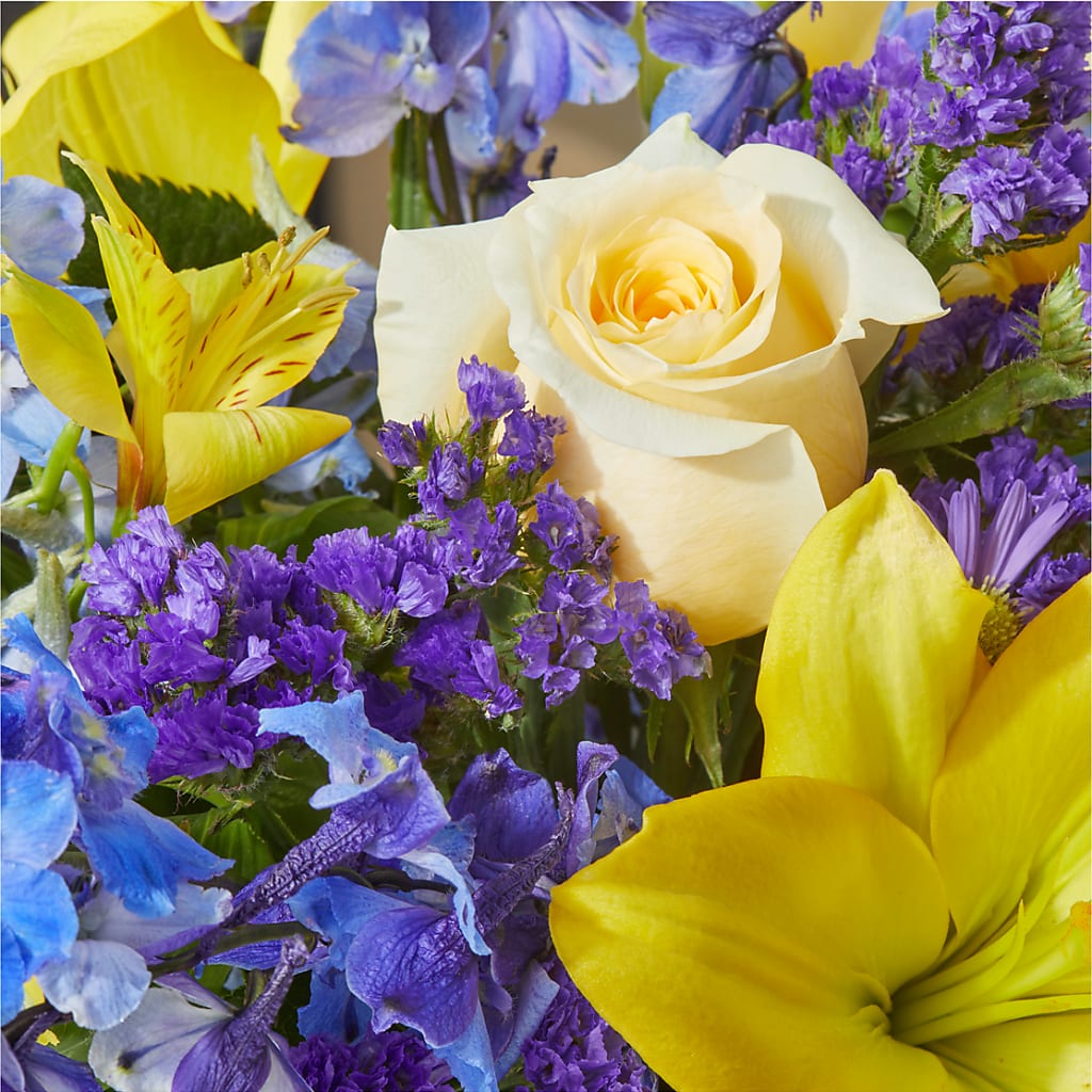 Limoncello Bouquet –  Althoff Floral, Cannon Falls MN