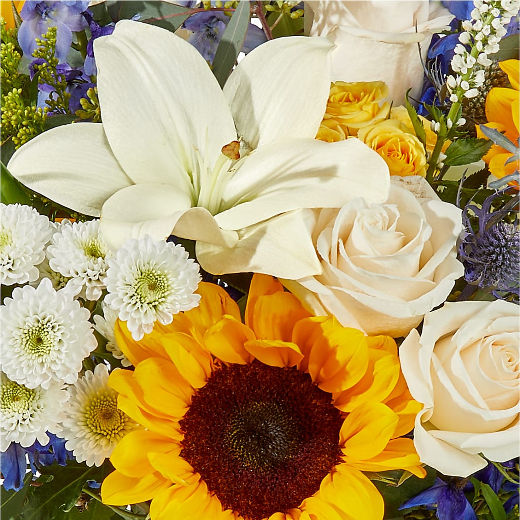 Wonderfully Sunny Bouquet –  Althoff Floral, Cannon Falls MN