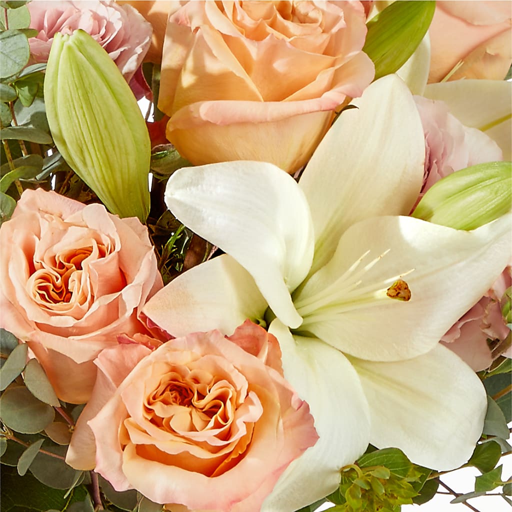 Grapefruit Splash Bouquet –  Althoff Floral, Cannon Falls MN