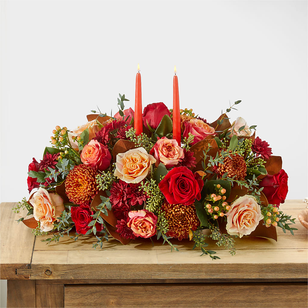 Gather Near Centerpiece –  Althoff Floral, Cannon Falls MN